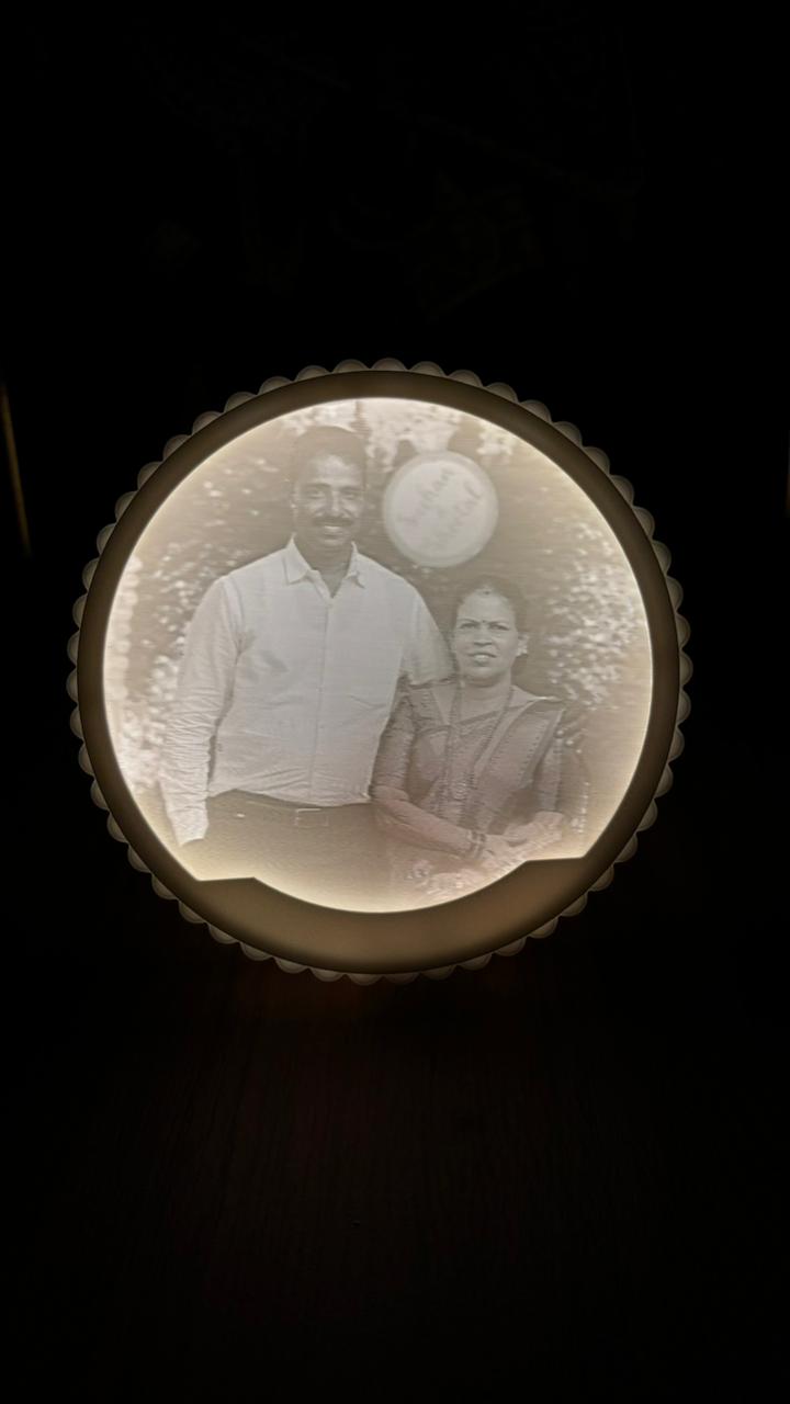 GlowFrame-Personalized 3D Printed Light Single Photo Frame - Image 2